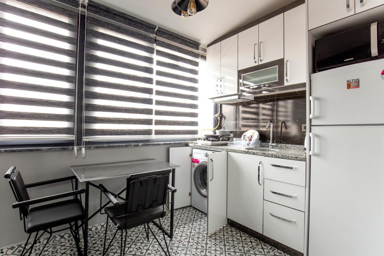 Beyoglu Huzur Apart Apartamento Istambul Exterior foto