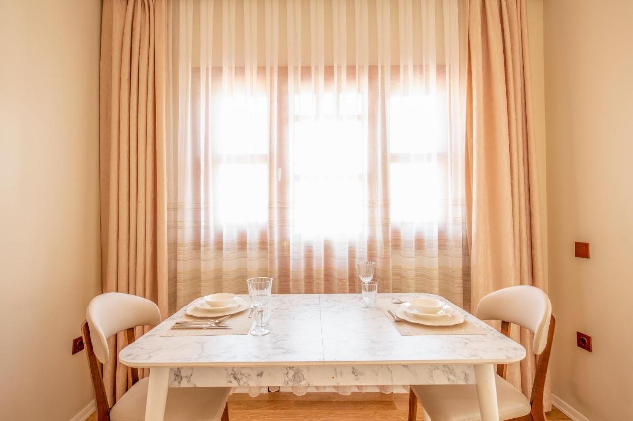Beyoglu Huzur Apart Apartamento Istambul Exterior foto